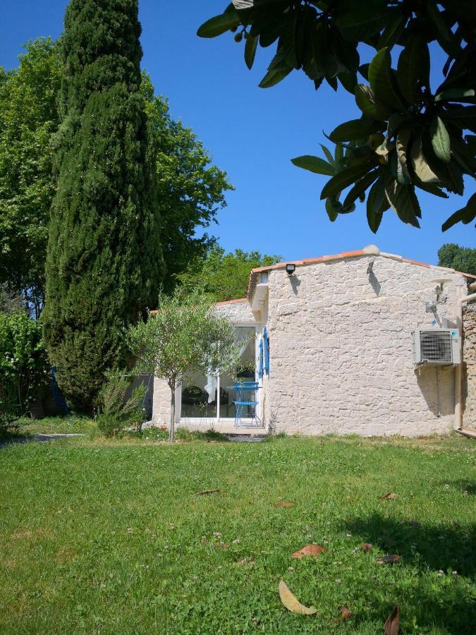 La Petite Maison De Lingling Mornas Dış mekan fotoğraf